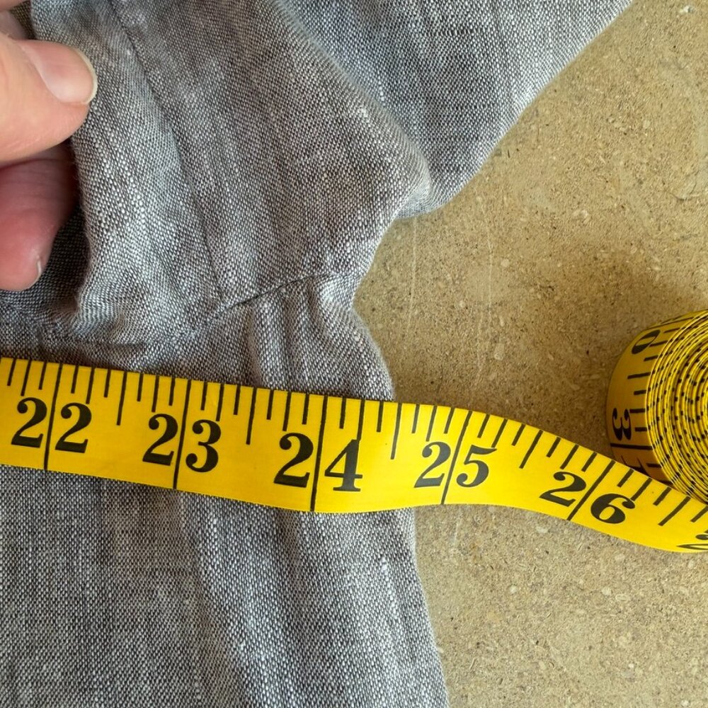 Gray Linen Short-Sleeved Blouse by Lafayette 148 NY - Picture 6 of 7